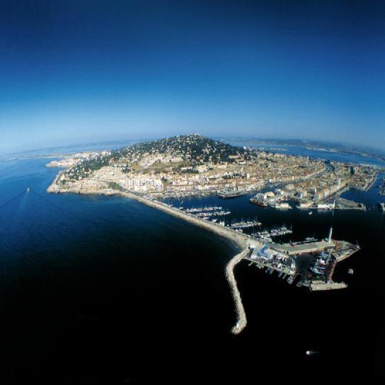 Appartement 1 Chambre + Parking A Deux Pas Des Plages Sète Exteriér fotografie